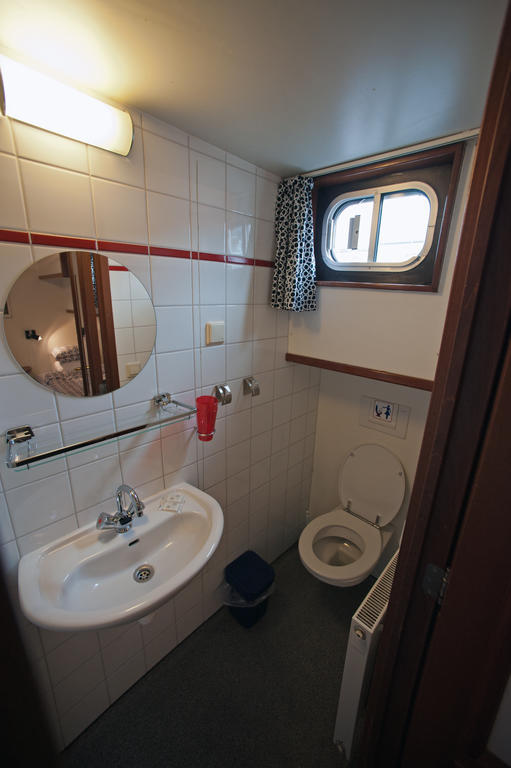 Hotelboot Sarah Амстердам Стая снимка