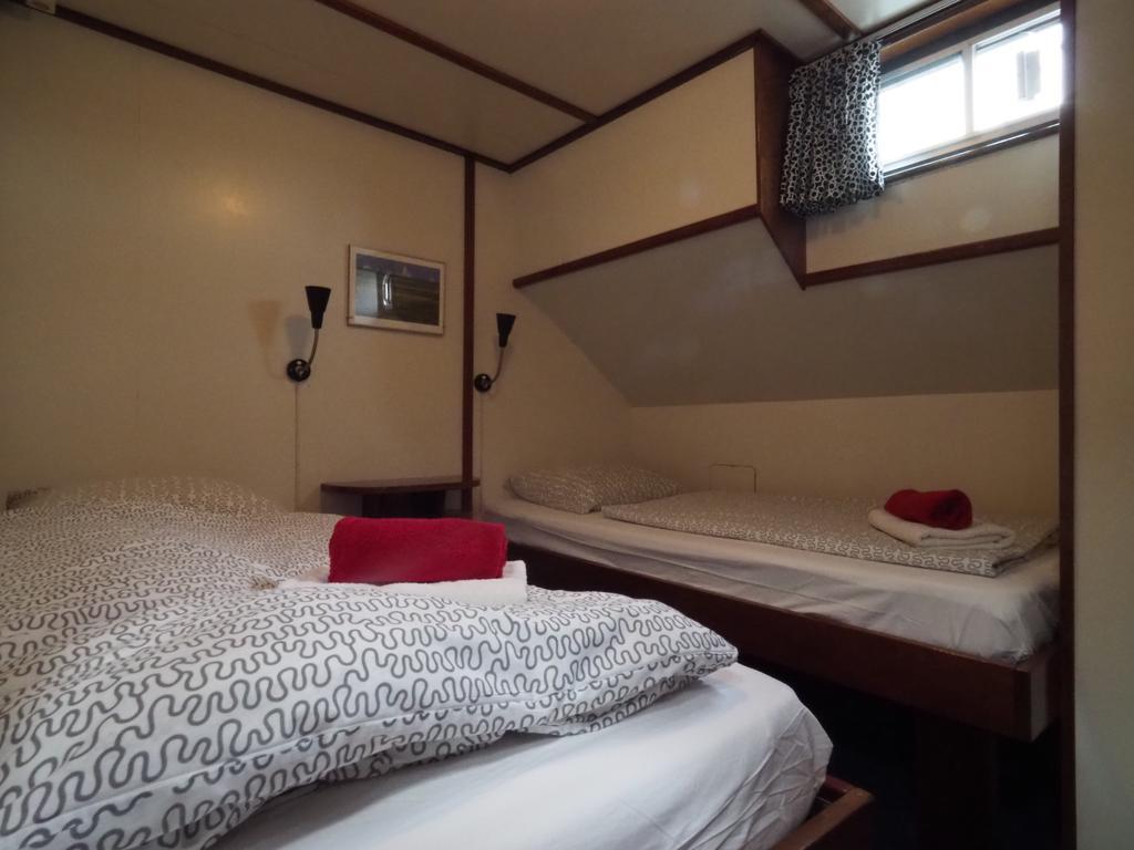 Hotelboot Sarah Амстердам Екстериор снимка