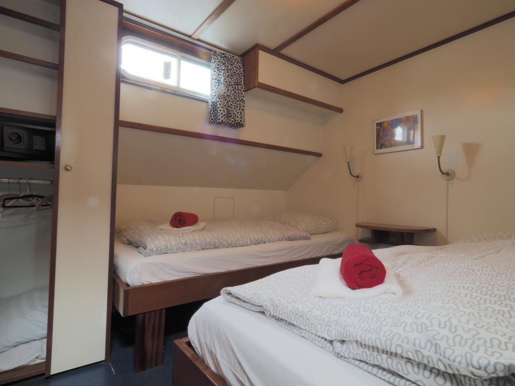 Hotelboot Sarah Амстердам Екстериор снимка