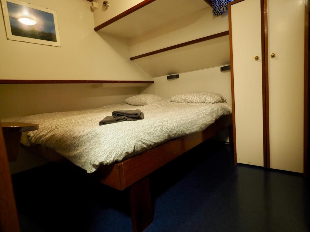 Hotelboot Sarah Амстердам Екстериор снимка